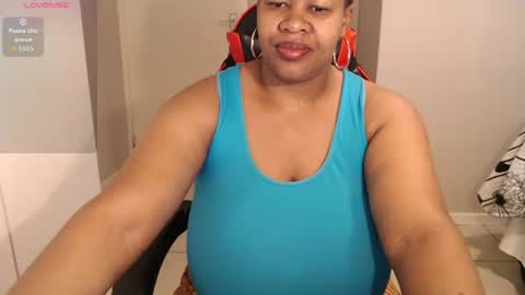 lisa online show from 09/22/25, 05:09