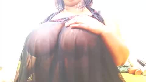 Snapshot of bustymaturestepmum chatting on 05/23/26, 06:29 bustymaturestepmum online show from 05/23/26, 06:29