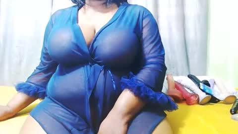 Snapshot of bustymaturestepmum chatting on 05/27/26, 05:26 bustymaturestepmum online show from 05/27/26, 05:26
