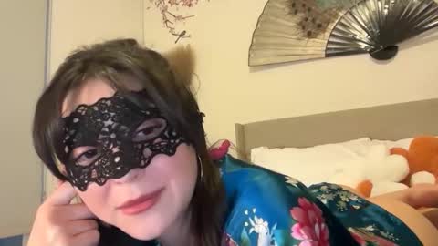 Snapshot of busy_bee69 chatting on 03/12/26, 02:07 busy_bee69 online show from 03/12/26, 02:07