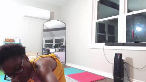 Goddess online show from 09/27/25, 10:31