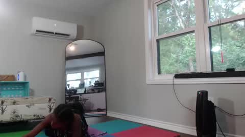 Goddess online show from 09/29/25, 10:58