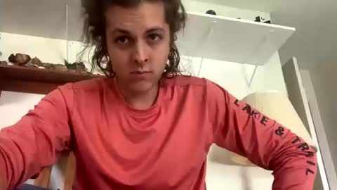 Snapshot of buttcheek18 chatting on 10/19/25, 05:13 John online show from 10/19/25, 05:13