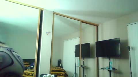 Snapshot of butter_pecanxoxo chatting on 10/03/25, 04:09 butter_pecanxoxo online show from 10/03/25, 04:09