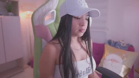 zafiro online show from 11/19/25, 07:36