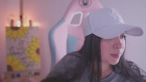 zafiro online show from 11/25/25, 07:03