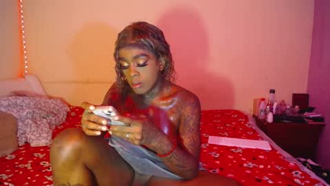 butterfly_rouse online show from 10/26/25, 01:00