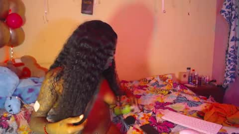 butterfly_rouse online show from 11/21/25, 11:36