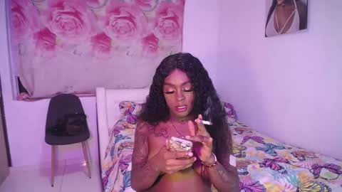 butterfly_rouse online show from 12/04/25, 11:57