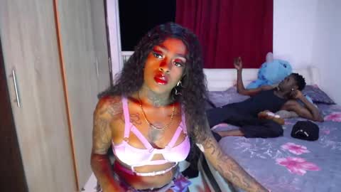 butterfly_rouse online show from 12/17/25, 01:00