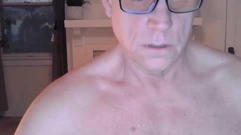 Snapshot of buttnakedfun954737 chatting on 12/04/24, 08:56 Miles online show from 12/04/24, 08:56