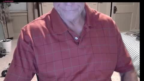 Snapshot of buttnakedfun954737 chatting on 11/22/25, 10:36 Miles online show from 11/22/25, 10:36