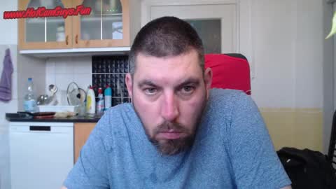 Snapshot of bux404 chatting on 01/07/25, 07:42 Pete online show from 01/07/25, 07:42