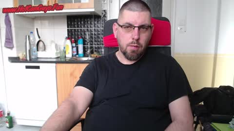 Snapshot of bux404 chatting on 01/09/25, 08:55 Pete online show from 01/09/25, 08:55