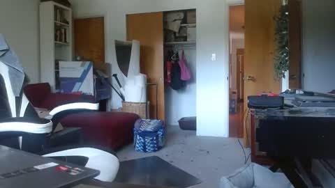 bwall1425 online show from 05/21/26, 07:32