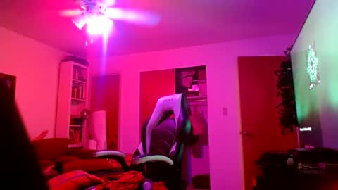 bwall1425 online show from 06/10/26, 05:39