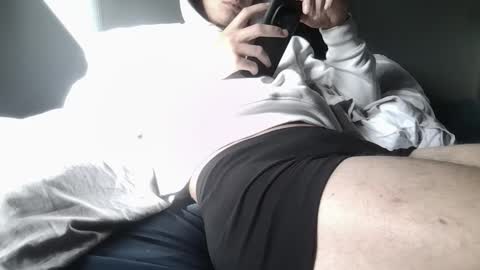 Snapshot of bwc_sebb chatting on 10/31/25, 10:16 bwc_sebb online show from 10/31/25, 10:16