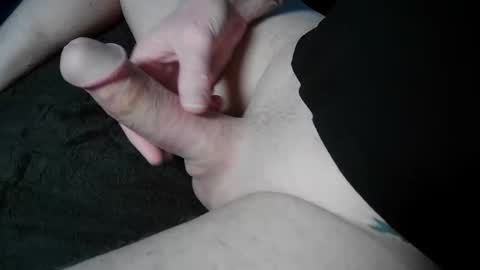 Snapshot of bwchou chatting on 10/19/25, 12:22 BWCHOU online show from 10/19/25, 12:22