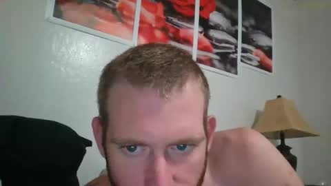 Snapshot of bwcwhiteboy94 chatting on 10/25/25, 06:02 bwcwhiteboy94 online show from 10/25/25, 06:02