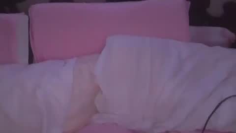 angel online show from 09/18/25, 04:14