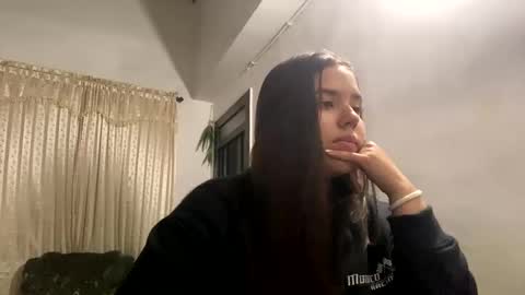 Snapshot of bymichel chatting on 09/28/25, 04:29 bymichel online show from 09/28/25, 04:29