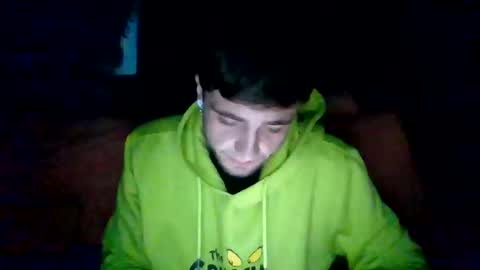 Snapshot of c2cv33x chatting on 12/16/24, 05:33 tu papii online show from 12/16/24, 05:33