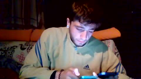 Snapshot of c2cv33x chatting on 12/21/24, 06:23 tu papii online show from 12/21/24, 06:23