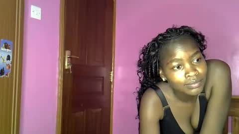 C--trish online show from 09/17/25, 06:42