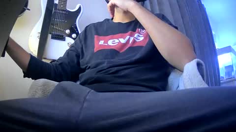 Snapshot of cachicho81 chatting on 06/12/26, 12:09 cachicho81 online show from 06/12/26, 12:09