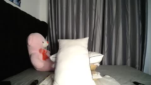 EVA online show from 02/22/25, 03:45