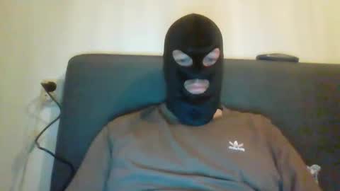 cagegag31 online show from 12/20/25, 03:52