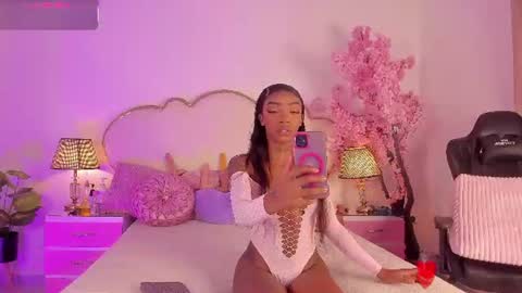 Cahitlin  online show from 07/03/26, 06:53