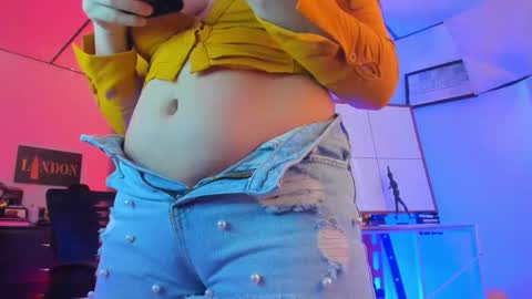 caitlingomez0 online show from 10/27/25, 02:10