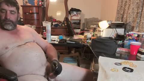 cajunbator2 online show from 10/07/25, 07:33