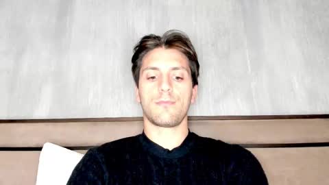 Snapshot of calciatore94 chatting on 10/28/25, 08:00 Marco online show from 10/28/25, 08:00