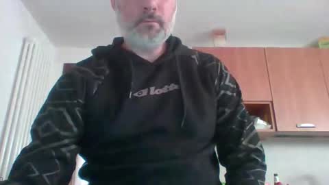 Snapshot of caldoski chatting on 10/12/25, 12:15 caldoski online show from 10/12/25, 12:15
