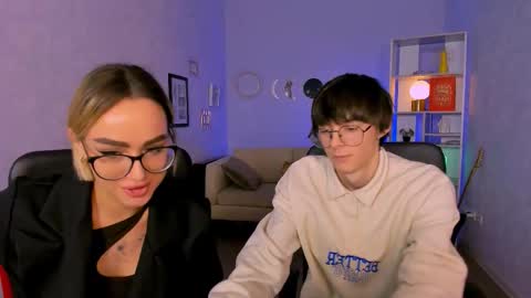 Snapshot of caleb_lichi chatting on 11/26/25, 09:43 aleb online show from 11/26/25, 09:43