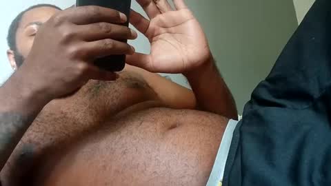 Snapshot of caliclysm12 chatting on 09/22/25, 07:27 Caliclysm online show from 09/22/25, 07:27