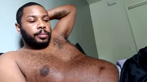 Snapshot of caliclysm12 chatting on 09/26/25, 10:47 Caliclysm online show from 09/26/25, 10:47