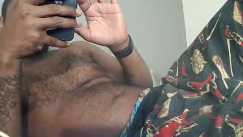 Snapshot of caliclysm12 chatting on 10/08/25, 11:02 Caliclysm online show from 10/08/25, 11:02