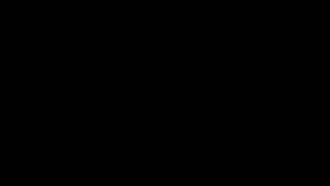 Snapshot of caliente290480 chatting on 10/18/25, 09:32 caliente290480 online show from 10/18/25, 09:32