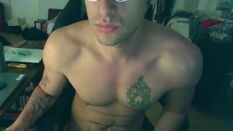 calientecalientee online show from 10/03/25, 09:56