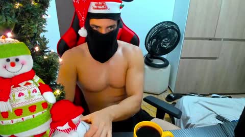 calihotcaliente27 online show from 12/19/24, 11:29