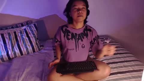 Sofia online show from 10/18/25, 08:09