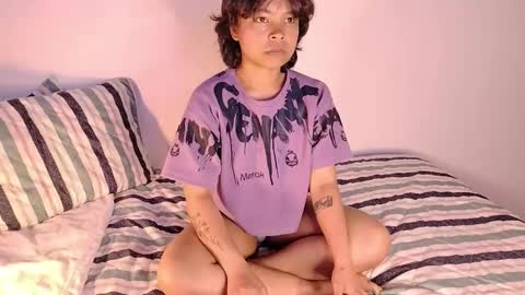 Sofia online show from 10/24/25, 06:48