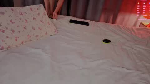 Snapshot of call__me_mommy_ chatting on 11/15/25, 04:25 Nancy Please thumbs up me online show from 11/15/25, 04:25