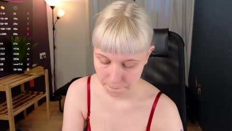 Snapshot of call_me_heaven chatting on 06/05/26, 03:29 Good girl Ann online show from 06/05/26, 03:29
