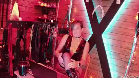 Snapshot of call_me_lady_kay chatting on 11/12/25, 11:32 call_me_lady_kay online show from 11/12/25, 11:32