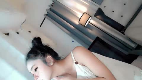 call_me_nina online show from 05/25/26, 02:17