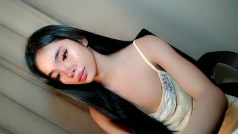 call_me_nina online show from 06/24/26, 12:20